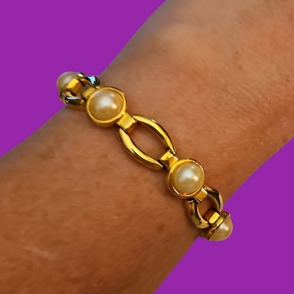 VTG Goldtone Pearl Link Formal Bridal Bracelet
